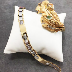 Bracciali